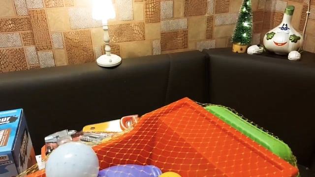 Мини Влог | Обзор полочек в магазине игрушек | смотреть онлайн