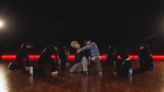 ENHYPEN - 'Bite Me' Dance Practice Mirrored смотреть онлайн