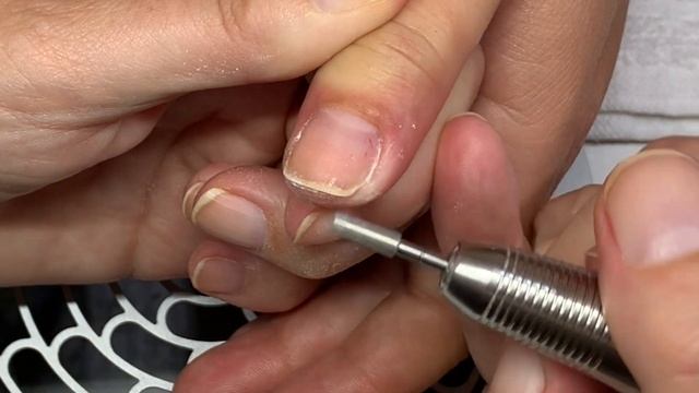 Full Salon Manicure With CND Shellac Aurora + Pearl Top Coat [Watch Me Work]
