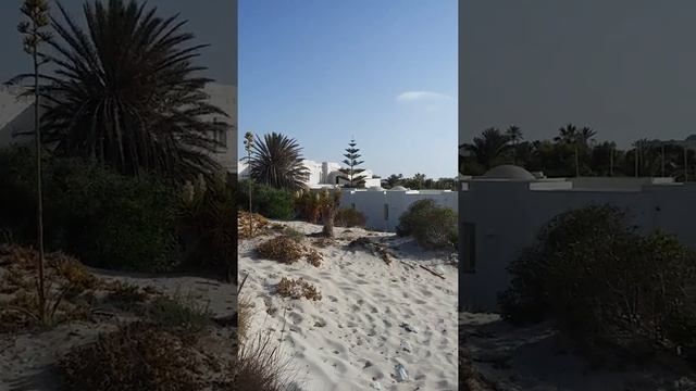 Заброшенные отели , на острове Джерба , Тунис. смотреть онлайн