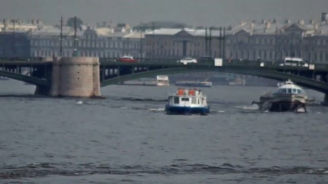 Метеоры в Питере смотреть онлайн