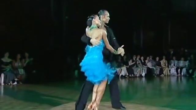 WSSDF 2010 Cha-Cha-Cha. Slavik Kryklyvyy & Anna Melnikova смотреть онлайн