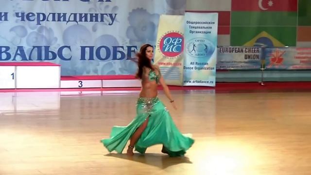 RUSSIAN Belly Dancer EBRU BEKKER