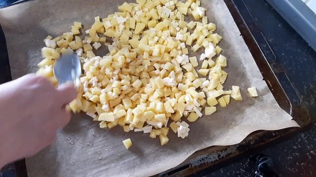 Очень вкусная картошка в духовке. Приготовить так просто смотреть онлайн