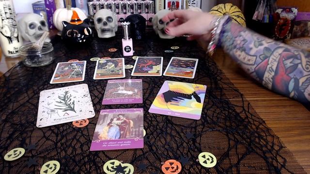 Halloween Date Night With Your Love ?❤ PICK A CARD ✨TAROT & ORACLE?? смотреть онлайн