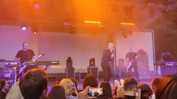 Molchat Doma - Люди Надоели