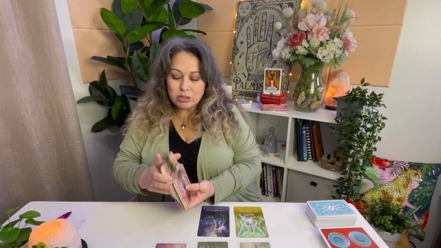 Midweek Oracle Check In I Mind, Body, Soul for the week of May 24, 2021 смотреть онлайн