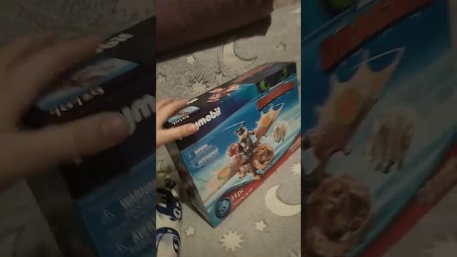 Попытка распаковки дракона Сардельки (как приручить дракона 3) смотреть онлайн