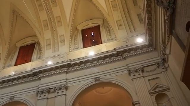 Италия, Имола. В соборе Сан-Кассиано смотреть онлайн