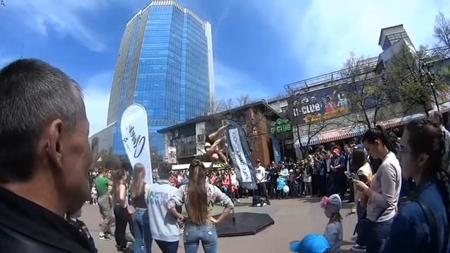 VLOG#4: T-killah в Челябинске, День Победы, Девушки на пилоне смотреть онлайн
