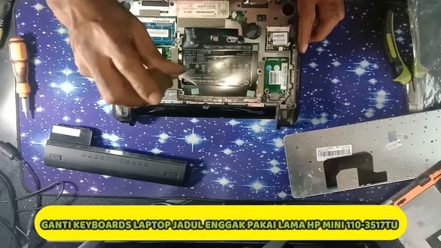 GANTI KEYBOARDS LAPTOP JADUL ENGGAK PAKAI LAMA HP MINI 110-3517TU смотреть онлайн