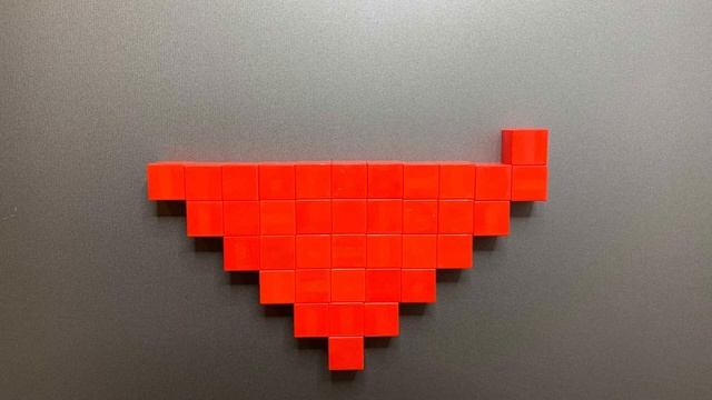 Сборка большого сердца на холодильнике из детского магнитного конструктора «Gixeli.ru» смотреть онлайн