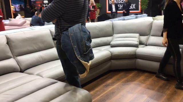 31-я международная выставка Мебель -2019 : лучшие экспонаты диваны в павильоне № 2 смотреть онлайн