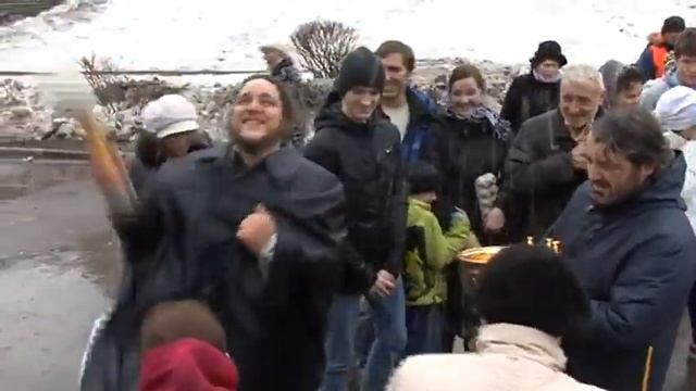 Храм Покрова в Ясенево,Пасха 2012. смотреть онлайн