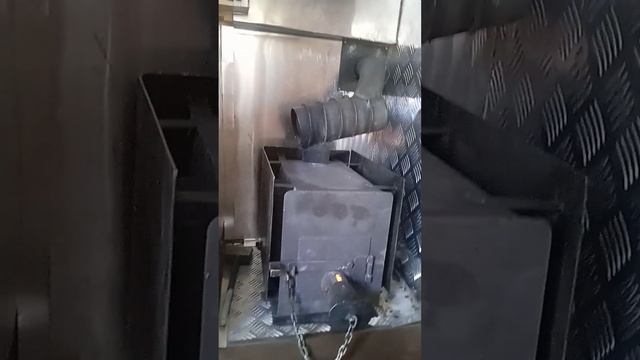 Печь на дровах в караван. смотреть онлайн