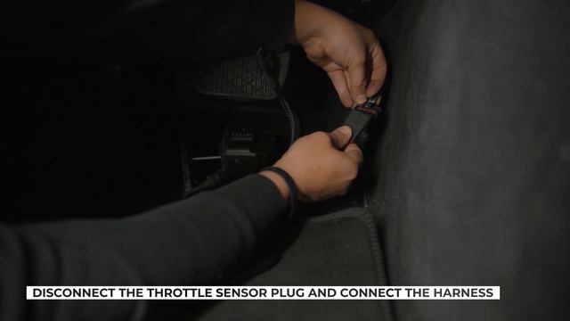 Mercedes Benz C180d Pedal Booster Connect Install Guide смотреть онлайн