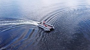 Надувной катамаран с жесткой палубой К53-50-200 ТРТС. Сборка и демонстрация на воде.