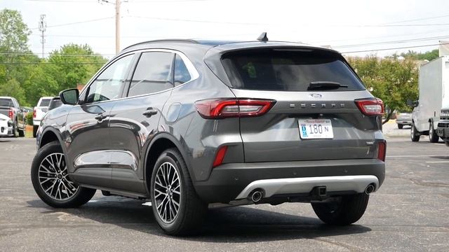 5 Reasons Why You Should Buy A 2023 Ford Escape - Quick Buyer's Guide смотреть онлайн