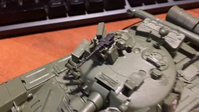 ОБЗОР СОБРАННОЙ МОДЕЛИ Т 64Б ОТ SKIF! смотреть онлайн