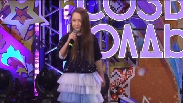Песня Ольги Кормухиной "Нас учили быть птицами" в исполнении Рамины Хамидуллиной смотреть онлайн