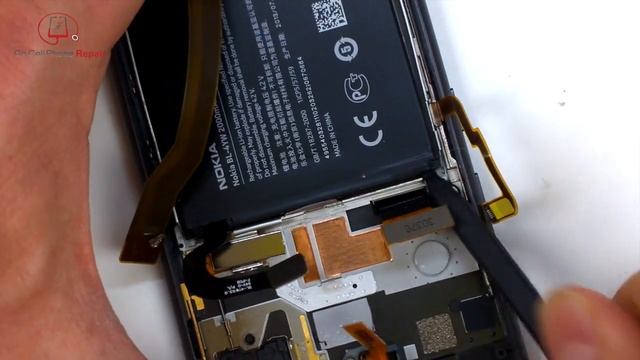 Lumia 925 Power Button and Battery Replacement смотреть онлайн