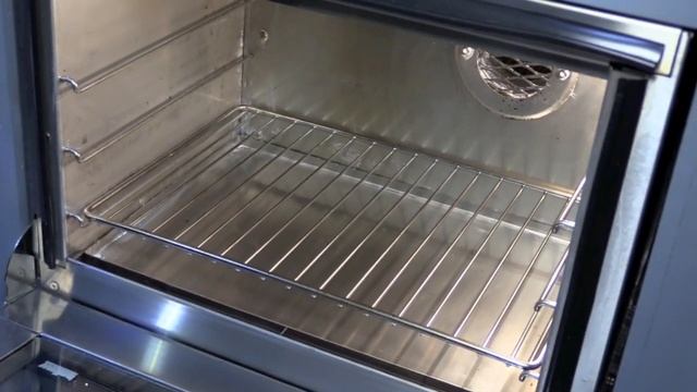 Wallas 86D Diesel Convection Oven 6 Month Review (Video 66) смотреть онлайн