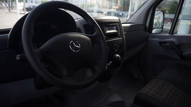 Mercedes Benz Sprinter 313 CDI Furgón смотреть онлайн