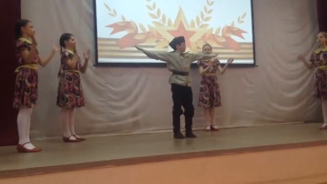 Катюша (выступление ансамбля "Раздолье") смотреть онлайн