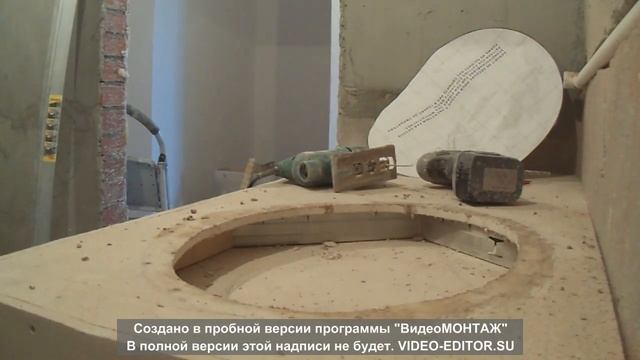 столешница в ванной, стол под раковину, стол из мозаики, стиральная машинка под столом в ванной смотреть онлайн