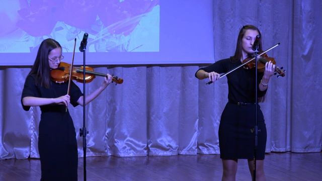скрипки . День УЧИТЕЛЯ 2021г. смотреть онлайн