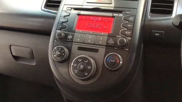 KIA SOUL 1.6 CRDi 2 SUV 5dr Diesel Manual смотреть онлайн