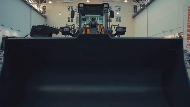 Фронтальный погрузчик HZM S53D. Первое знакомство смотреть онлайн