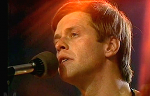 Эта песня ведь как молитва, да? Борис Гребенщиков - ПОД НЕБОМ ГОЛУБЫМ ? или ?