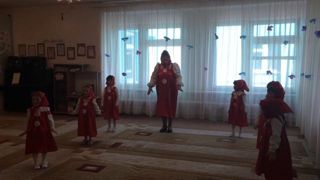 Танец "Неваляшки" смотреть онлайн