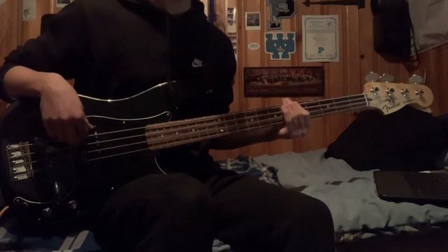 Too Much Love Will Kill You (Queen, Made In Heaven) - Bass Cover смотреть онлайн