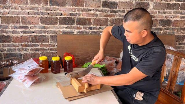 阿平挖牛大力回来，好寄给朋友 смотреть онлайн