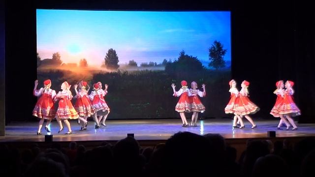 00010 Ой, вставала я ранешенько смотреть онлайн