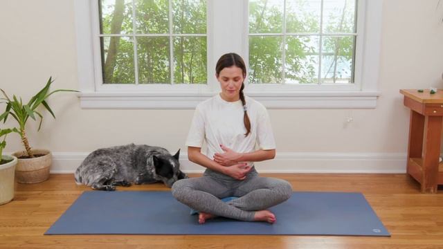 7-Minute Meditation to Start Your Day смотреть онлайн