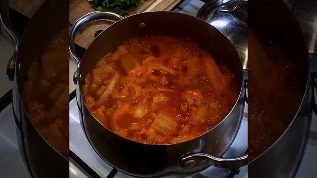 Кимчи тиге! Острый корейский суп. ? смотреть онлайн