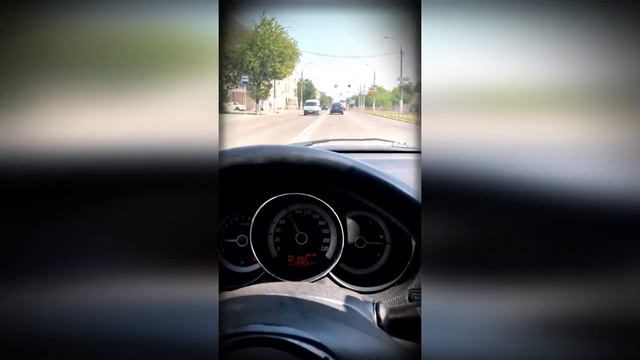 И так каждый светофор??? иначе не успеть на следующий ? Kia Cerato 1.6 на автомате разгон до 100