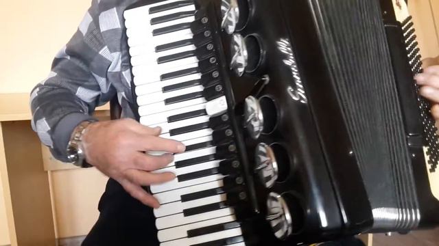 Scandalli Vintage LMMH Accordion 120 bass Polifonico Brevetto Fisarmonica Black (3) смотреть онлайн