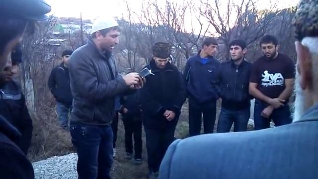 Адам Абу Ясир на похоранах 2 смотреть онлайн