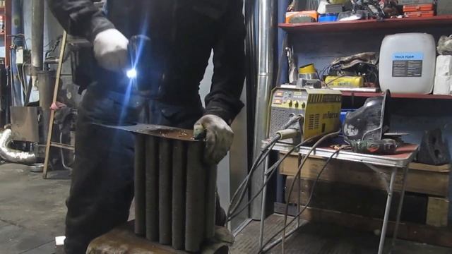 Минипечь на отработке(калорифер)Первый пуск. Mini oven for testing in the workshop. First start-up. смотреть онлайн