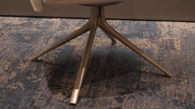 Как выбрать стулья? Poliform’s chairs смотреть онлайн