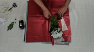 Как упаковать хризантему. Букет. Флористика.How to pack chrysanthemum. Bouquet.Floristics.