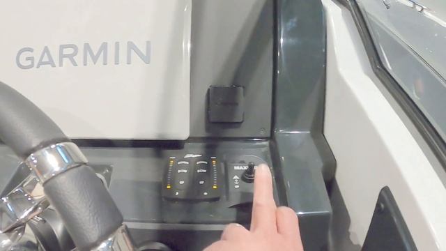 Full yacht Tour - Grandezza 25s - £124,500 смотреть онлайн