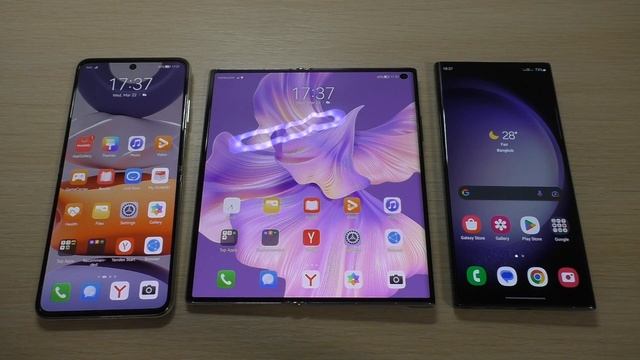 HUAWEI P50 Pocket & Mate Xs 2 vs Samsung Galaxy S23 Ultra Incoming Call смотреть онлайн