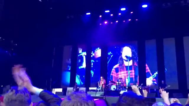 Foo Fighters - Big Me (Manchester, 27 May 2015) смотреть онлайн