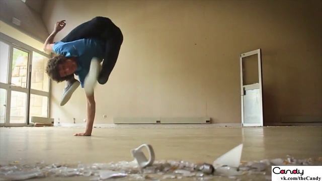 йога и брейкданс.avi смотреть онлайн