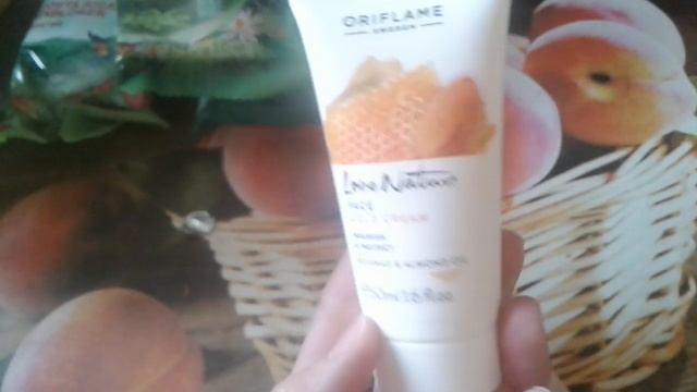 Бюджетные новинки-старинки уходовых средств. ? Орифлейм - помады и лаки OnColour?